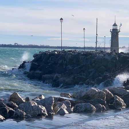 Antonella Gardalake 2 Desenzano del Garda Dış mekan fotoğraf