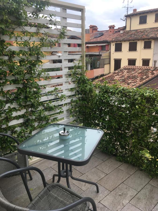 Antonella Gardalake 2 Desenzano del Garda Dış mekan fotoğraf