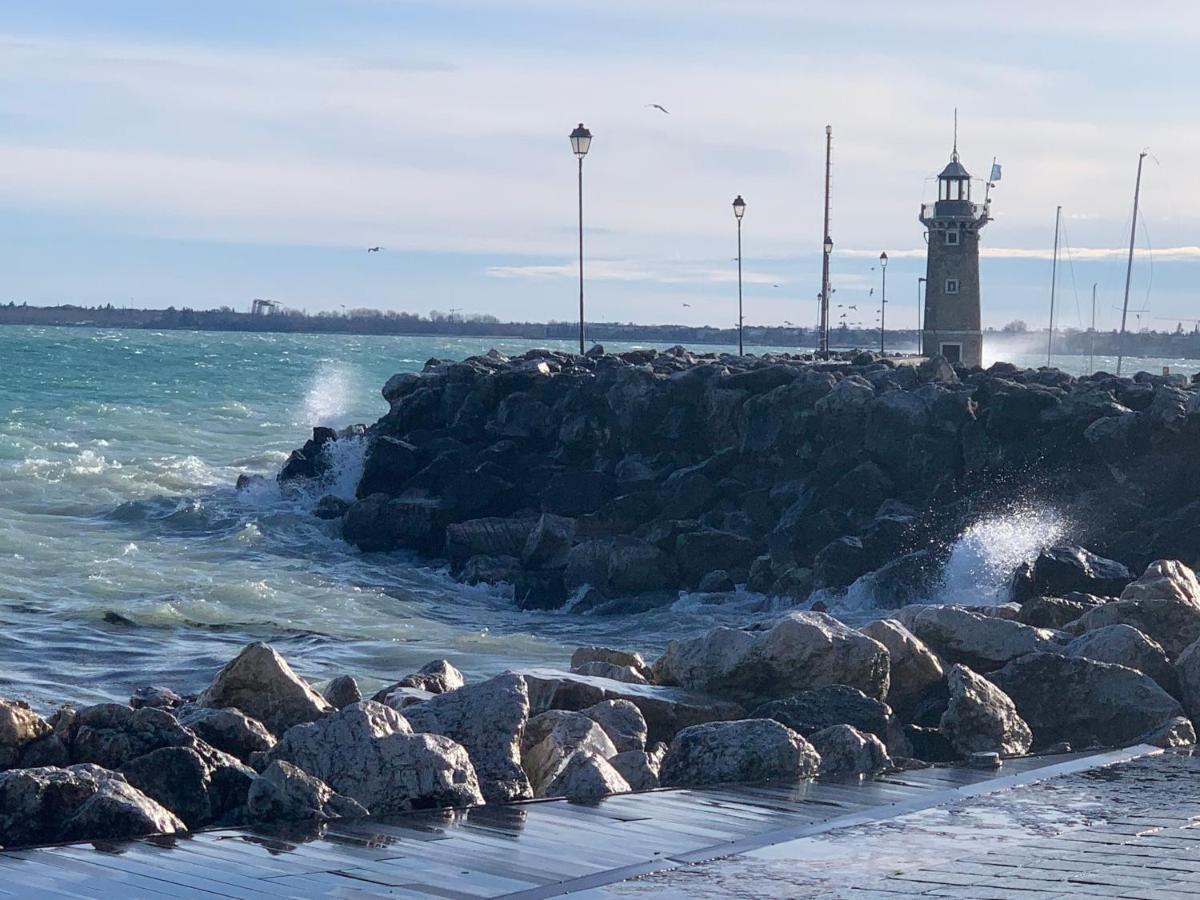 Antonella Gardalake 2 Desenzano del Garda Dış mekan fotoğraf