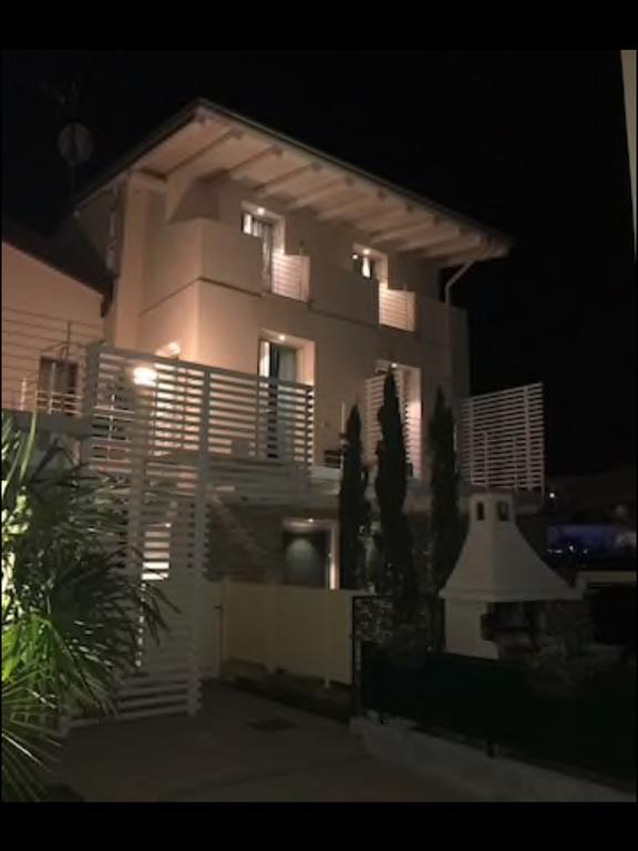 Antonella Gardalake 2 Desenzano del Garda Dış mekan fotoğraf