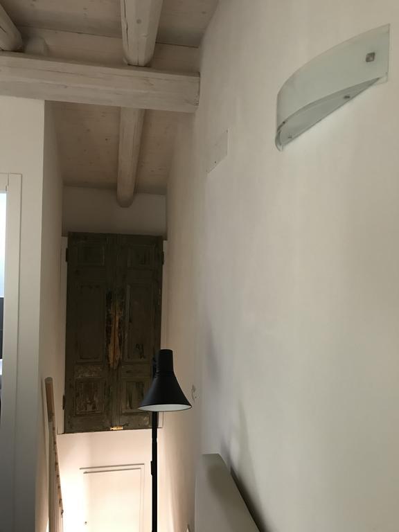 Antonella Gardalake 2 Desenzano del Garda Dış mekan fotoğraf